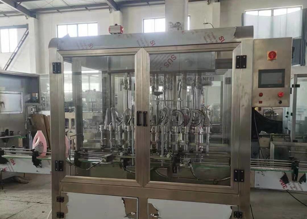 2000ml Viskoz Sıvı Dolum Makinesi Pet Şişe Paketleme Makinesi