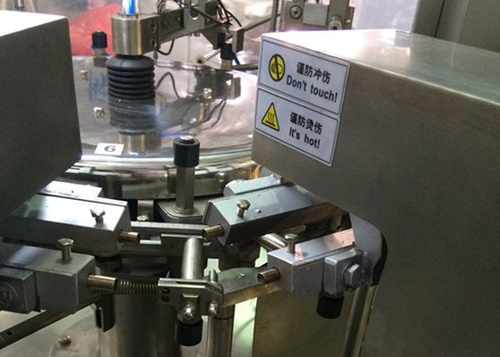 SUS 316L Otomatik Ayaklı Cüzdanlı Ambalaj Makinesi 5KW Döner Ambalaj Makinesi